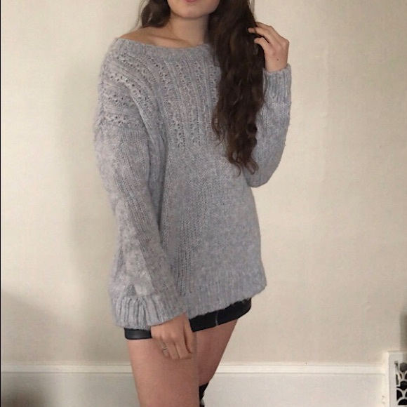 Open Back Sweater - Picture 3 of 4